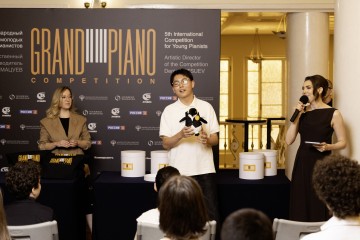 GRANDPIANO_13.06.26_13