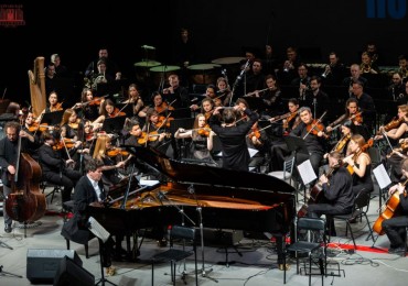 «Симфоджаз»: Денис Мацуев и звёздные музыканты подарили курганцам вечер импровизации